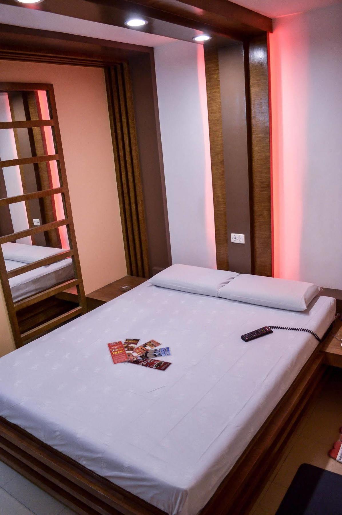 Hotel Sogo Sta Mesa Manila Eksteriør bilde